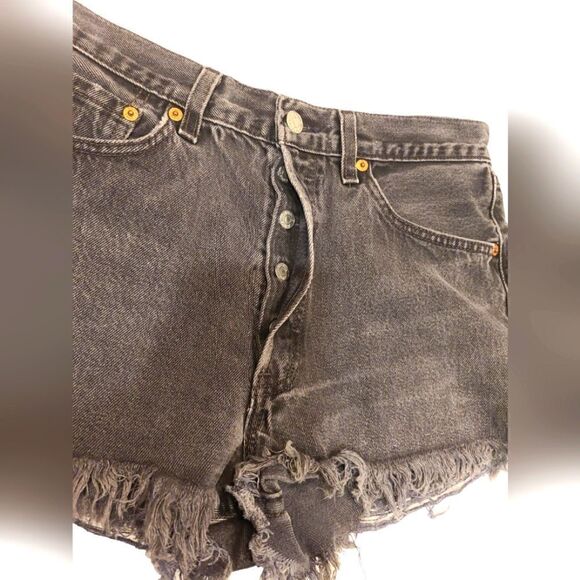 Vintage Levi's Gray Cutoff Button Fly Frayed Denim Shorts Made in the USA | 32 - Picture 2 of 11